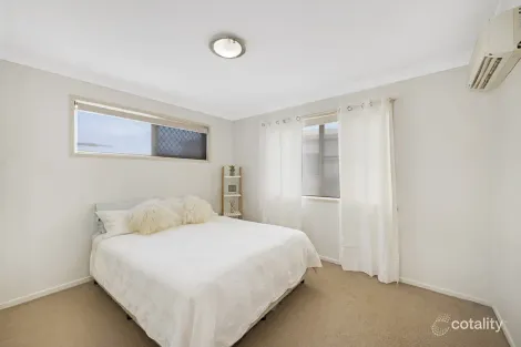 Property photo of 2 Magee Court Kepnock QLD 4670