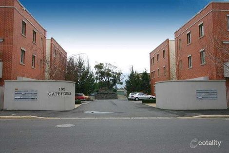 Property photo of 16/162 Stockmans Way Kensington VIC 3031