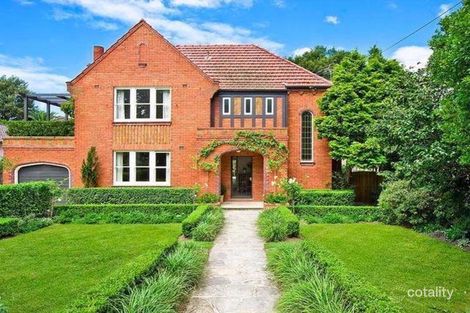 25 Brisbane Ave, East Lindfield, NSW 2070