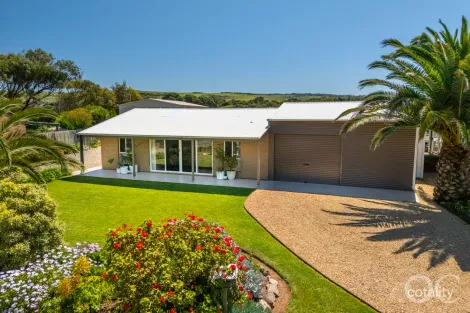 33 Seaview Ave, Middleton, SA 5213