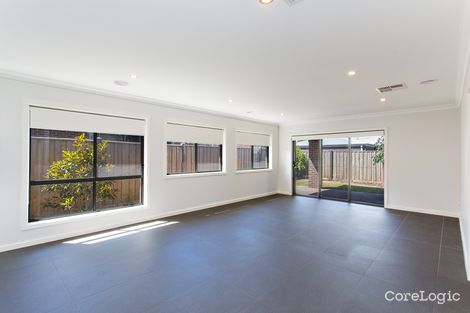 Property photo of 38 Signature Drive Alfredton VIC 3350