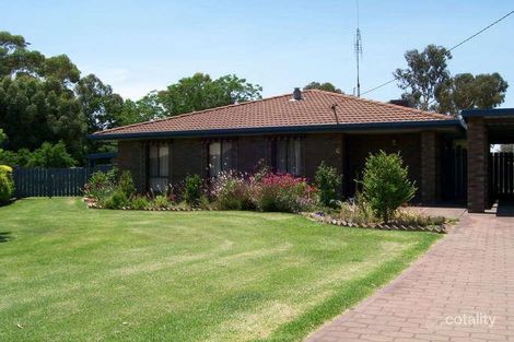 6 Norman Lee Ct, Finley, NSW 2713