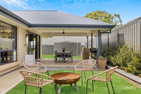 Property photo of 19 Macquarie Parade Meadows SA 5201