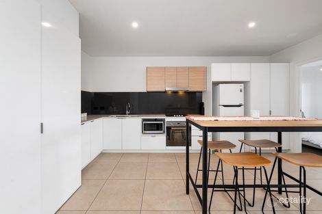 Property photo of 307/111 Kates Street Morningside QLD 4170