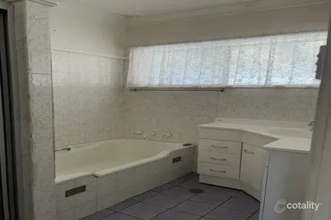 Property photo of 5 James Avenue Armidale NSW 2350