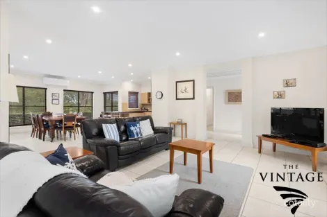 Property photo of 20 Ironbark Drive Pokolbin NSW 2320