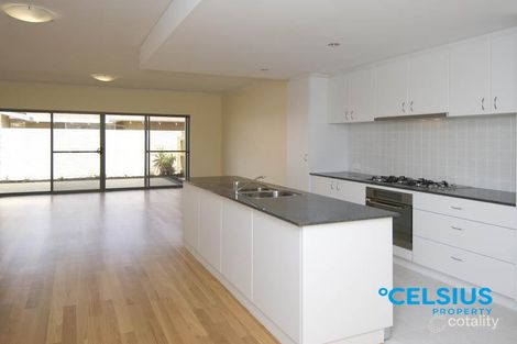 8/15 Merton St, Victoria Park, WA 6100