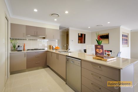 3 Hadrian Cres, Pacific Pines, QLD 4211