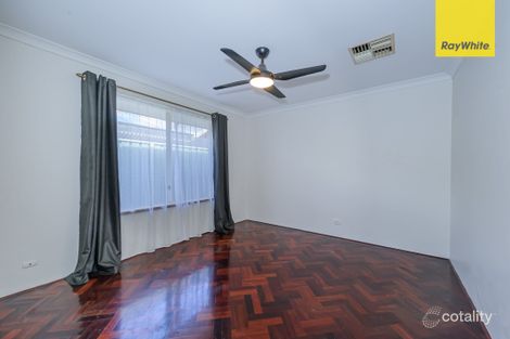 Property photo of 34 Avon Crescent Viveash WA 6056