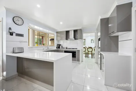 Property photo of 1 Brett Place Ferntree Gully VIC 3156