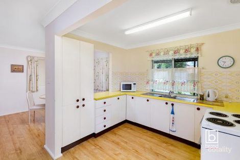 Property photo of 10 Swan Street Kanwal NSW 2259