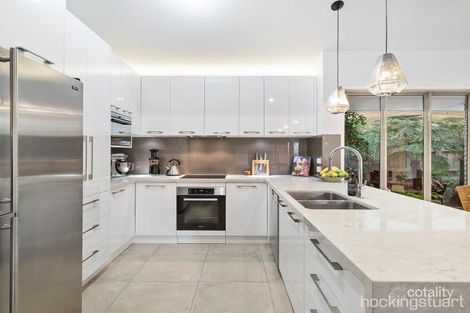 Property photo of 77 Landscape Drive Mooroolbark VIC 3138