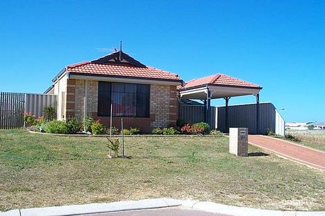 21 Mulloway Pl, Warnbro, WA 6169