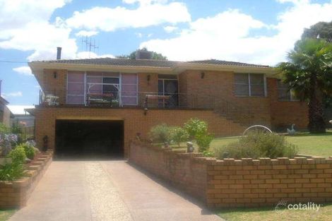 3 Lansdowne St, Young, NSW 2594