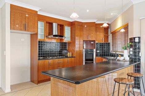 Property photo of 39 Wolviston Avenue Hillside VIC 3037