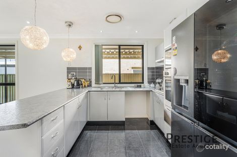 Property photo of 27 Pacific Palms Circuit Hoxton Park NSW 2171