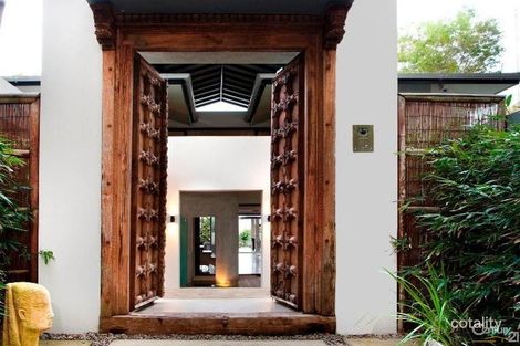 Property photo of 28 Dolphin Bay Drive Sunshine Beach QLD 4567