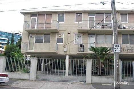 Property photo of 16/4 Alfred Square St Kilda VIC 3182