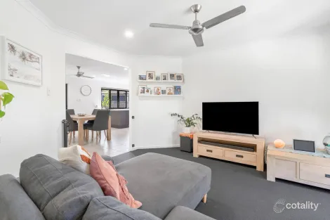 Property photo of 86 Carnarvon Drive Beerwah QLD 4519