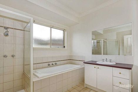 Property photo of 9 Copse Wood Bend Caroline Springs VIC 3023