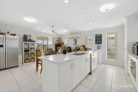 Property photo of 30 Bronco Crescent Gracemere QLD 4702