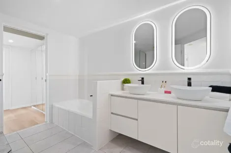 Property photo of 205/5-19 Palm Avenue Surfers Paradise QLD 4217