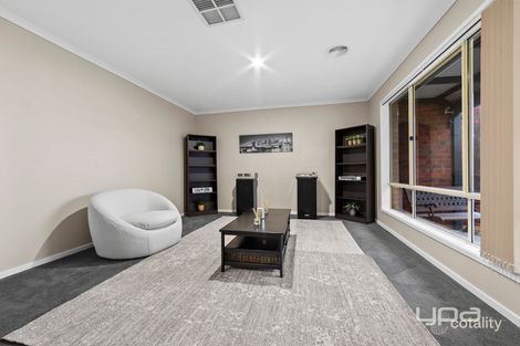 Property photo of 3 Billabong Court Burnside VIC 3023