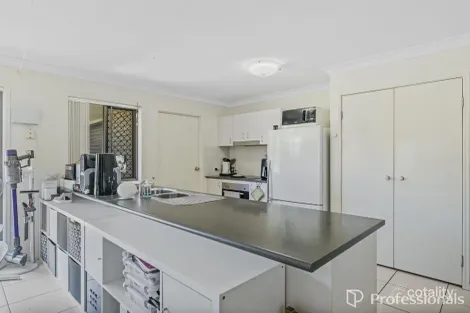 Property photo of 6 Honeygem Place Flagstone QLD 4280