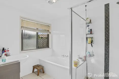 Property photo of 6 Honeygem Place Flagstone QLD 4280