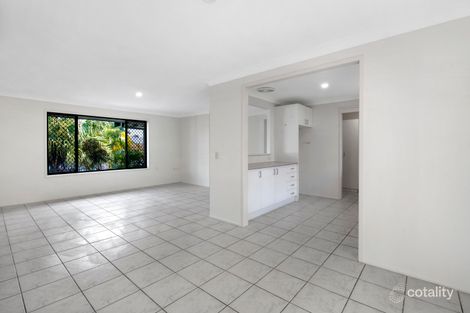 Property photo of 1 Marbella Drive Benowa QLD 4217