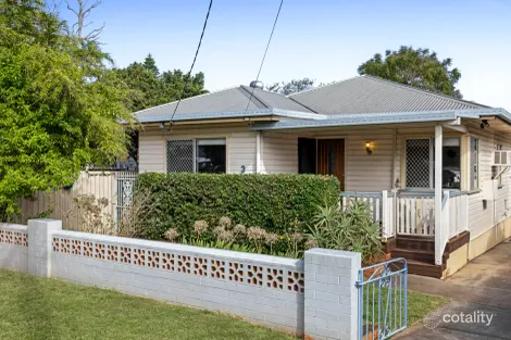3 Hampshire St, North Toowoomba, QLD 4350