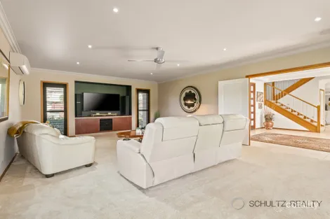 Property photo of 46-48 Pebble Beach Drive Windaroo QLD 4207