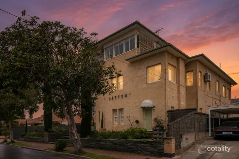 6/8 GILES AVE, GLENELG, SA 5045