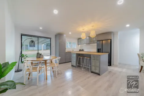 8 Mahonia St, Bellbowrie, QLD 4070