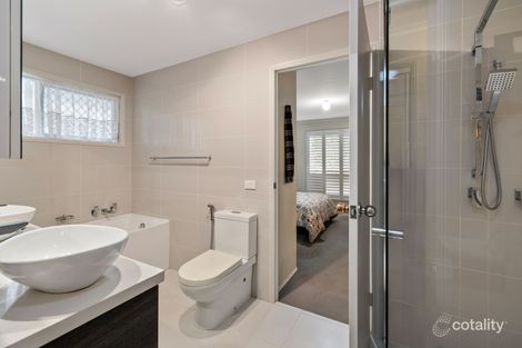 Property photo of 19 Altissimo Close Varsity Lakes QLD 4227