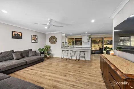 Property photo of 31 Stephenson Crescent Kensington Grove QLD 4341