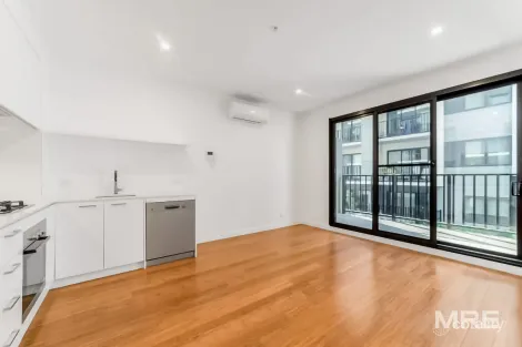 114/8 OLIVE YORK WAY, BRUNSWICK WEST, VIC 3055