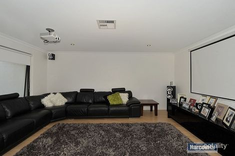 Property photo of 20 Whitegum Pass Halls Head WA 6210