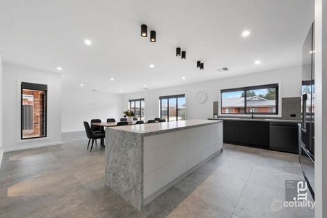 Property photo of 12 Willow Drive Wangaratta VIC 3677