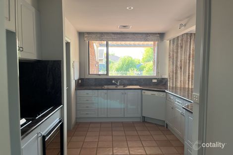 Property photo of 814 St James Crescent North Albury NSW 2640