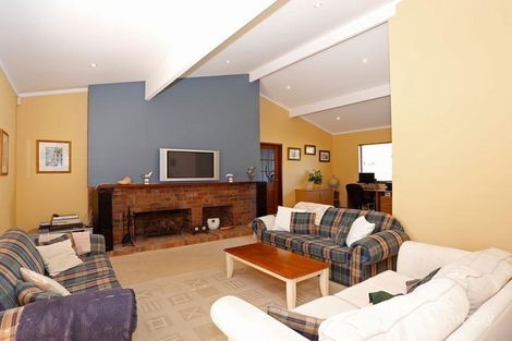 Property photo of 10 St Ives Loop Kallaroo WA 6025