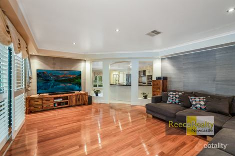 Property photo of 18 Poplar Close Fletcher NSW 2287