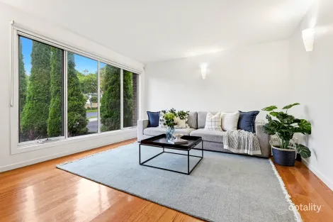 Property photo of 1/30 Warnes Road Mitcham VIC 3132