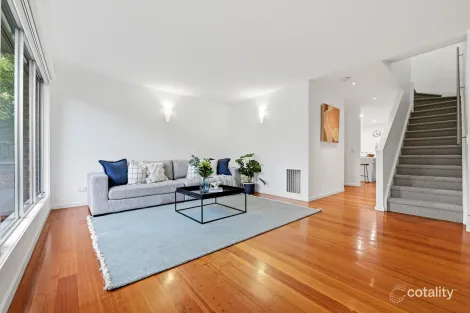 Property photo of 1/30 Warnes Road Mitcham VIC 3132