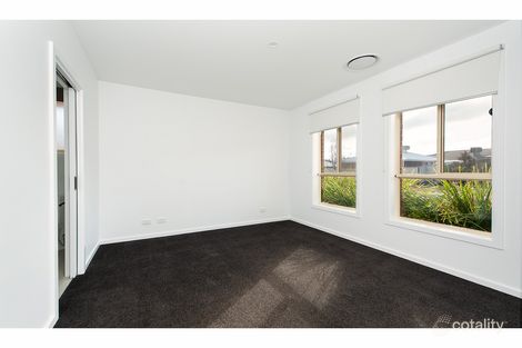 Property photo of 28 Pech Avenue Jindera NSW 2642