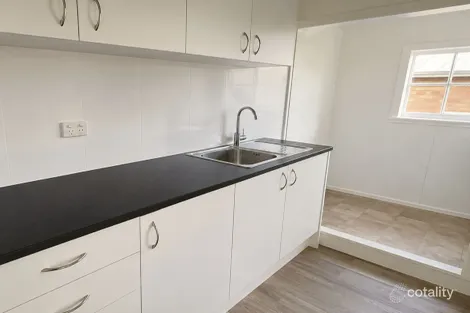 Property photo of 3/3 Henry Street Redcliffe QLD 4020