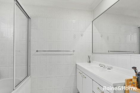 Property photo of 1/23 Second Avenue Macquarie Fields NSW 2564