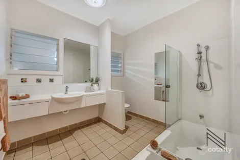 Property photo of 12 Brisk Street Rowes Bay QLD 4810