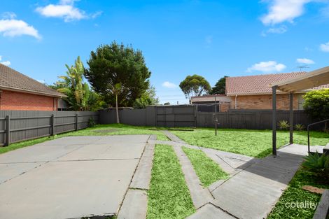 Property photo of 28 Vincent Crescent Werribee VIC 3030