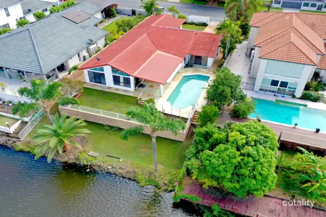 92 Santa Cruz Bvd, Clear Island Waters, QLD 4226
